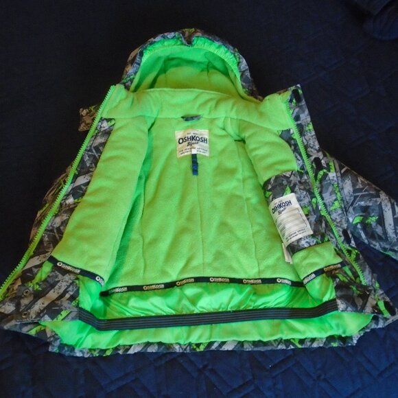 OSHKOSH B'GOSH BOYS WINTER JACKET SIZE 5 - Picture 3 of 5